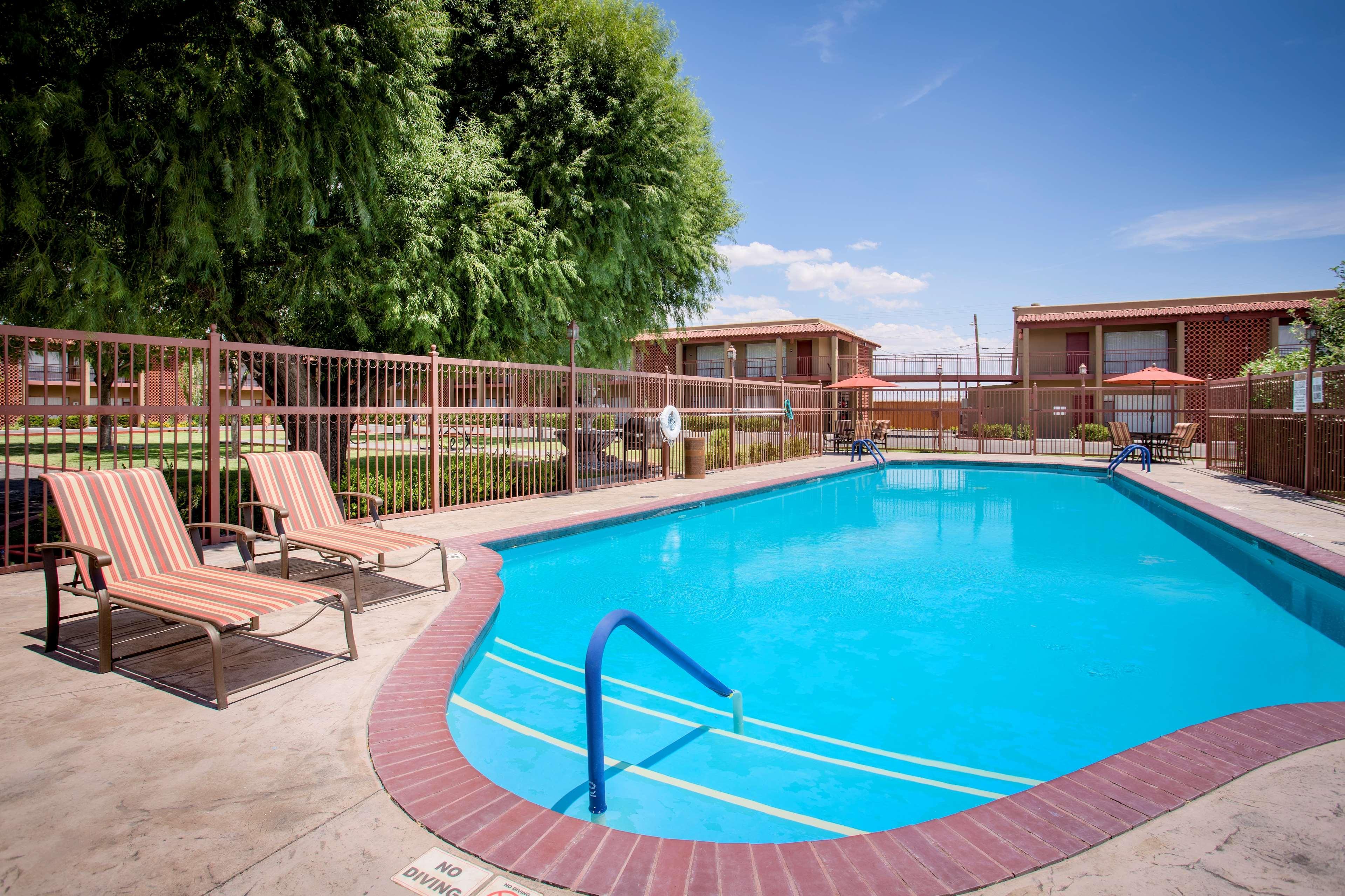 Western Mission Hotel