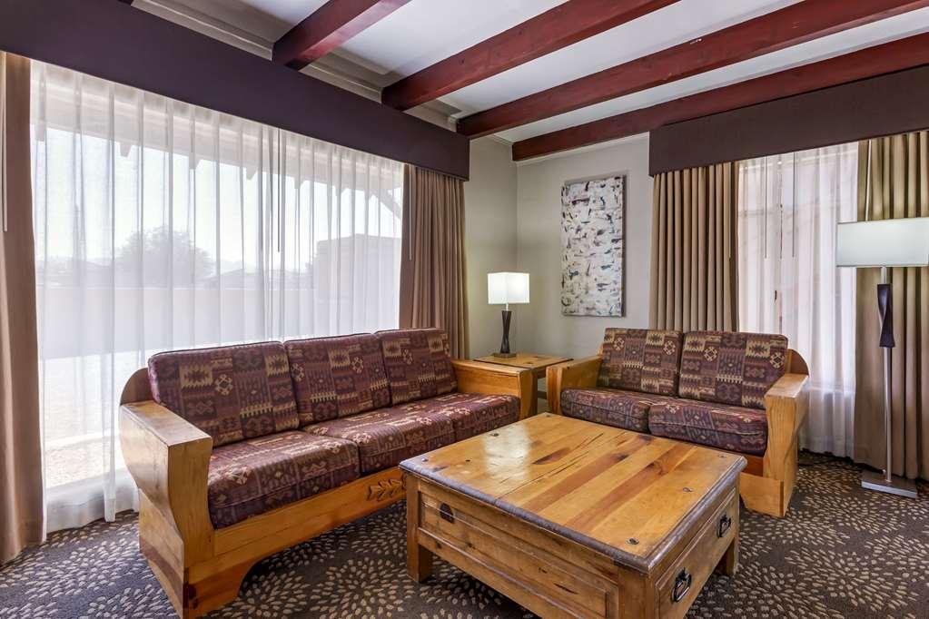 Hotel Western Mission 3*