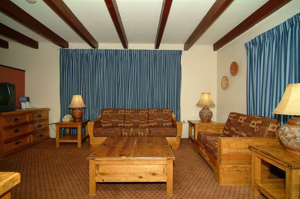 Western Mission Hotel